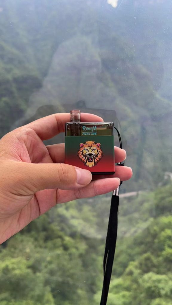 RandM Dazzle King disposable pod 3000puffs