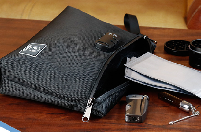 Oxford cloth hand smell isolation carbon fiber combination lock deodorant storage bag 密码锁防臭收纳袋