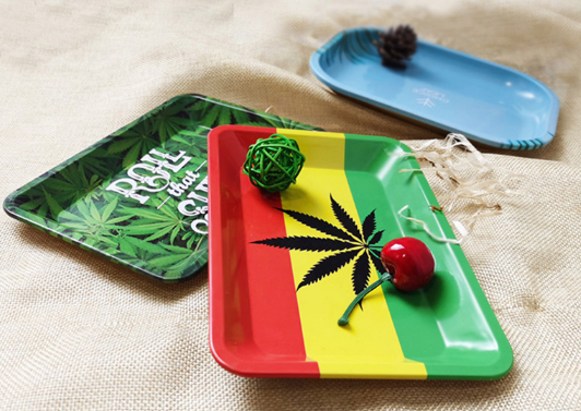 round tin ashtray and tin rolling tray customized
