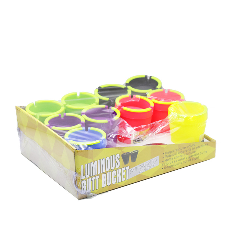 Wholesale multi-color portable creative vehicle ashtray plastic luminous ashtray