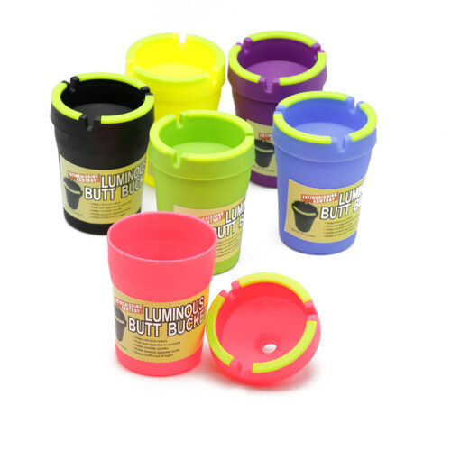 Wholesale multi-color portable creative vehicle ashtray plastic luminous ashtray