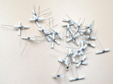 Fiberglass rope with external wire